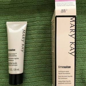 BNIB Timewise Beige 2 Normal to Oily